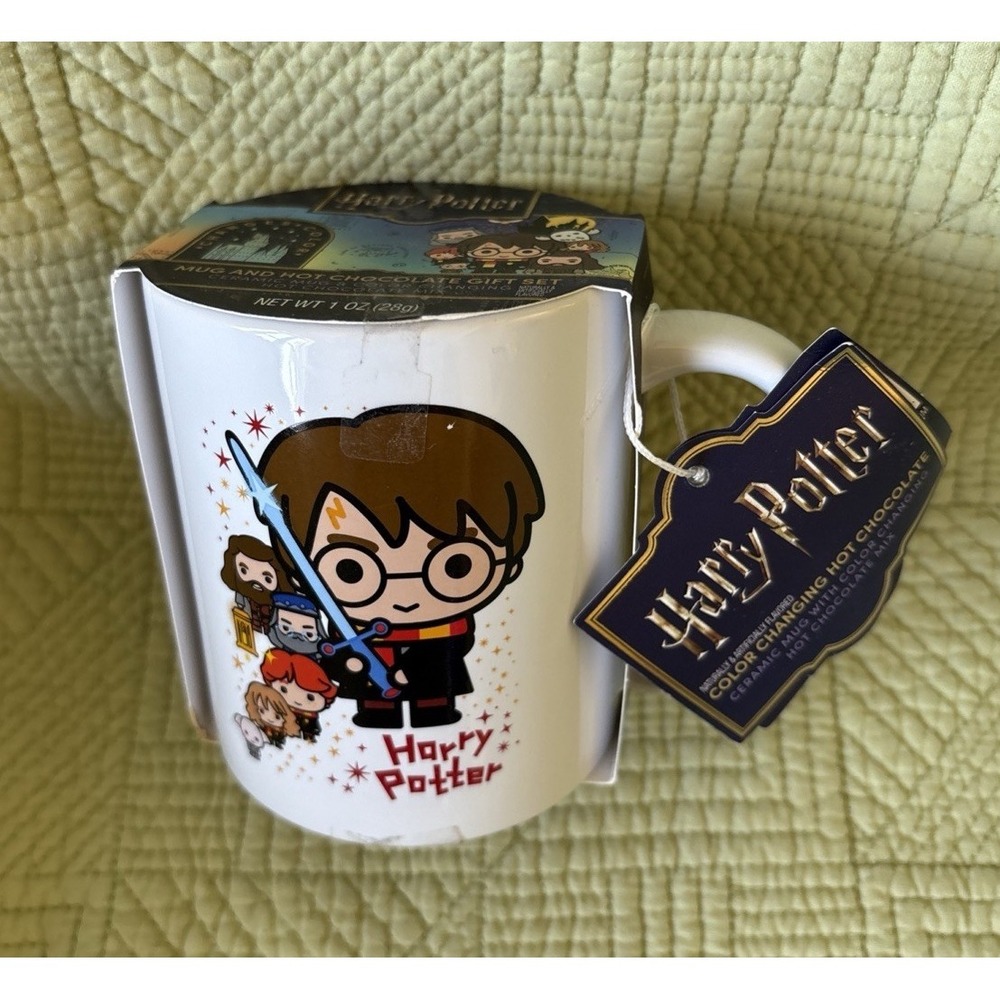 Harry Potter: Color Changing Mug Decorated Cup Wizarding World NEW Funko Style